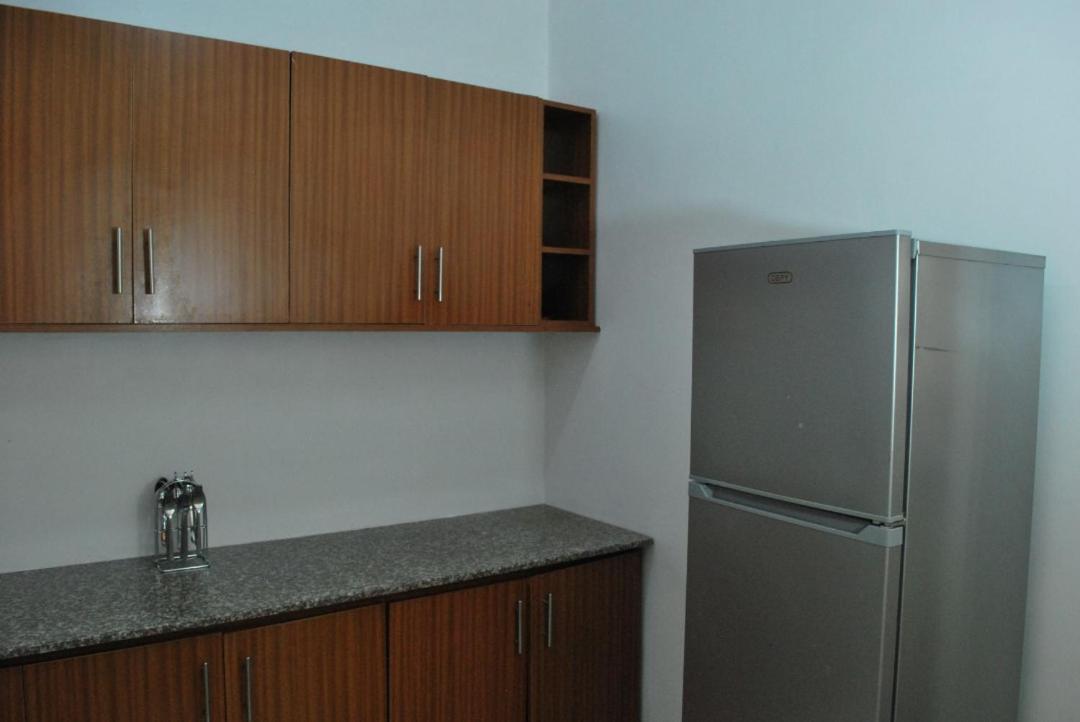 Jacuzzi City Home Kampala Ngoại thất bức ảnh
