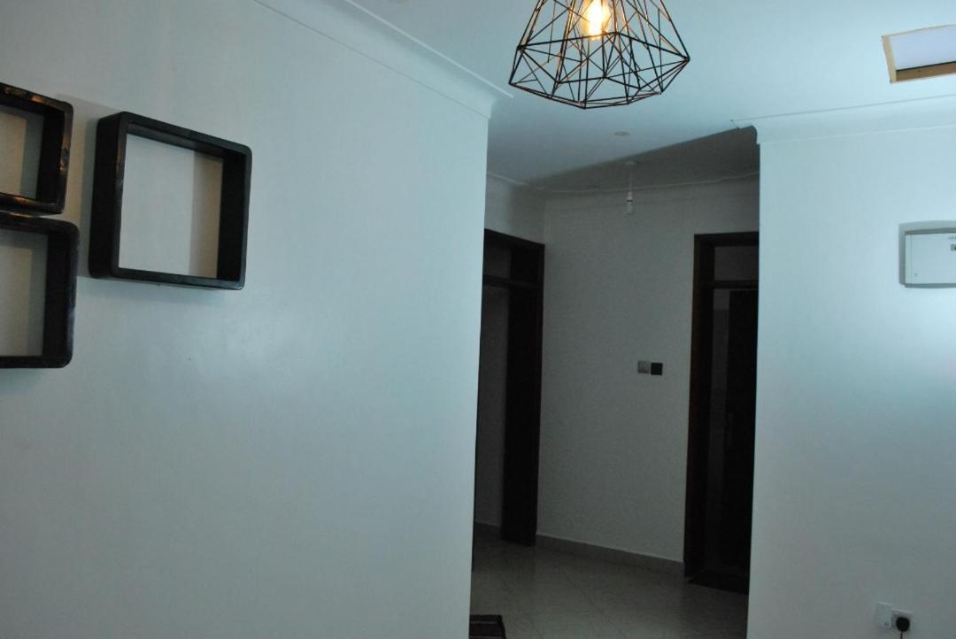 Jacuzzi City Home Kampala Ngoại thất bức ảnh